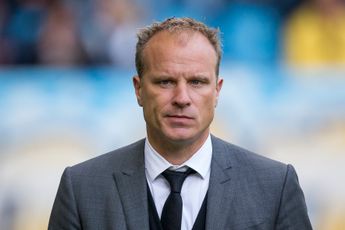 Driessen: 'Ajax kan iemand als Bergkamp in organisatie heel goed gebruiken'