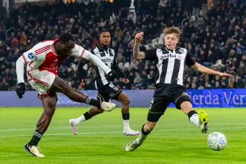 Brobbey maakt indruk: 'Hij heeft zoveel power, dus je kan als verdediger helemaal niks doen'