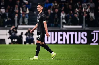 Buitenland: Milik gaat pijnlijk onderuit met Juventus