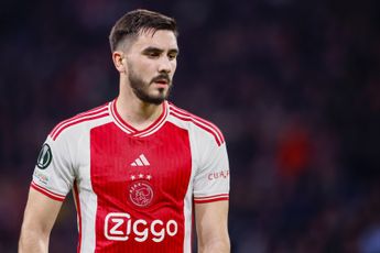 Silooy kritisch op Kroatisch tweetal bij Ajax: 'Het gaat allemaal te snel voor ze'