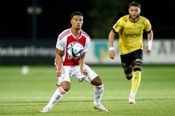 Jermoumi praat met Ajax over nieuw contract en zet stappen in revalidatie