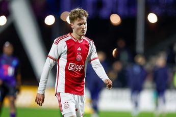 Rijkhoff nog altijd enorm blij met terugkeer: 'Opgegroeid met Ajax, mijn hele familie is voor Ajax'