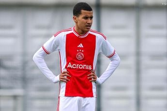 Ajax O16 veel te sterk voor leeftijdsgenoten Excelsior en pakt koppositie in competitie