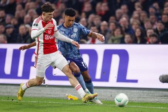Kwakman ziet Ajax stappen maken in defensie: 'Volgende stap zal zijn om aan de bal meer te brengen'