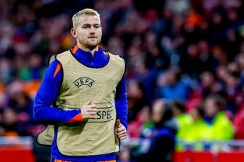 Van Basten kritisch op De Ligt: 'Sinds zijn Ajax tijd niet duidelijk beter geworden'