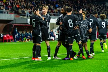 Agougil bekroont sterk optreden als zes bij Jong Ajax met twee doelpunten