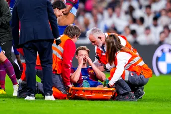 Koeman komt met sombere update over De Jong: 'Het is een serieuze blessure'
