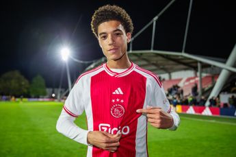 Ajax legt talentvolle verdediger Bouwman vast tot medio 2027