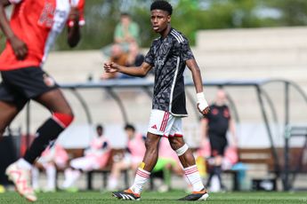 Ajax beloont talentvolle Barron (16) met eerste contract