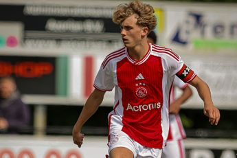 Ajax beloont zestienjarige Romers met eerste profcontract