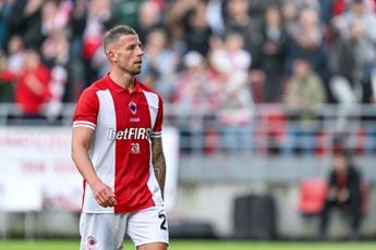 Buitenland: Alderweireld en Royal Antwerp laten geen spaan heel van STVV