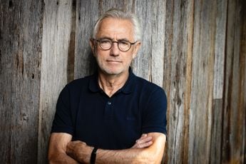 Van Marwijk gunt Farioli de tijd: 'Hij lijkt zich van niemand wat aan te trekken, dat waardeer ik wel'