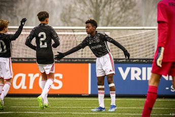 Ajax-talent Darko wint Lasse Schöne Trophy: 'Zijn als team echt een familie'