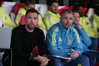 Farioli ontvangt lof voor winnaarsmentaliteit bij Ajax: 'Anders ga je er met 3-1 af'