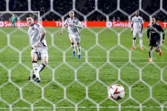 Rondom Ajax: Weghorst juicht op Amsterdamse manier in Baku