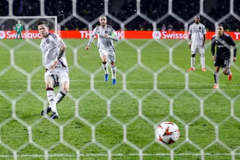 Rondom Ajax: Weghorst juicht op Amsterdamse manier in Baku