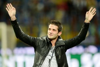 Chivu wederom gevraagd naar mogelijke terugkeer bij Ajax: 'Laten we het hopen'