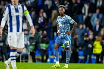 Ajax verkoopt Banel op slotdag transferperiode aan Championship-club