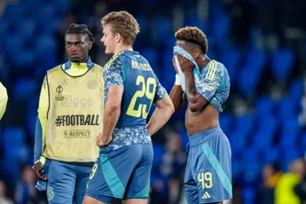 Kranten: 'Ajax verzuimde in de eerste helft al af te rekenen met de kwetsbare ploeg'
