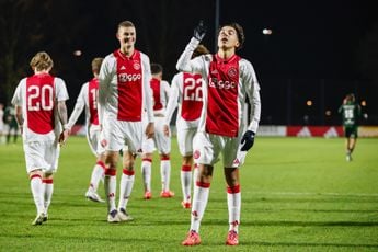 Bounida klopt maar weer eens op directiedeur met debuutgoal bij zege Jong Ajax