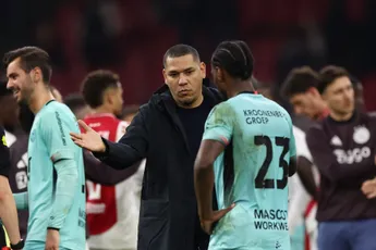 Almere City ontslaat hoofdtrainer Maduro na tegenvallende prestaties