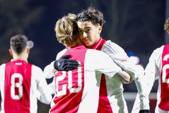 Bounida scoort bij debuut voor Jong Ajax: 'Een goaltje kan er wel bij'