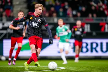 Hatenboer vertrok na bacteriële infectie bij Ajax: 'Op zulke momenten is voetbal niet belangrijk'