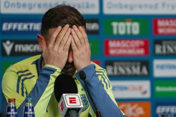 Henderson maakt slechte indruk: 'Ajax heeft onverantwoord veel geld aan die man gegeven'