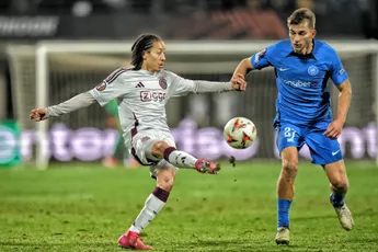 NB: 'Fitz-Jim liep te sjokken en leverde de ene na de andere bal in'