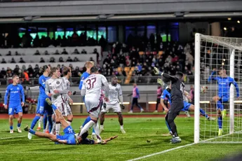 Ajax krijgt forse kritiek: 'Stel: je bent Ajax-fan en je bent daar helemaal heen gereisd'