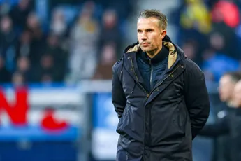 Van Persie nieuwe hoofdtrainer van Feyenoord