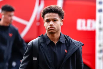 Ajax-huurling Alders zet stappen: 'Ben na mijn operatie zes à zeven kilo aangekomen'