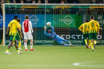 Jong Ajax lijdt nipte nederlaag op bezoek bij ADO Den Haag