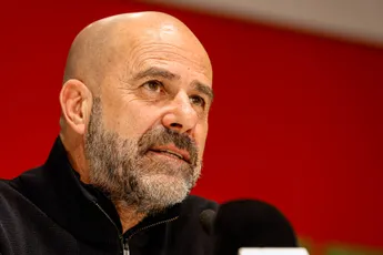 Bosz: ‘Een crisis is aan de buitenwacht, niet aan mij’