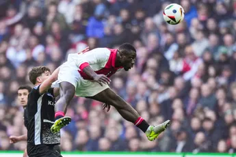 Farioli ziet ontwikkeling bij Brobbey: 'Als leider is hij een referentie voor het team'