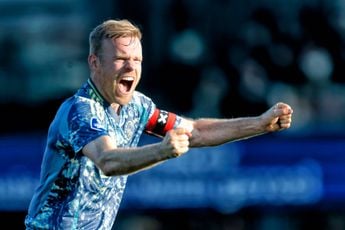 Rondom Ajax: Klaassen afwezig tegen PEC Zwolle; middenvelder kan elk moment vader worden