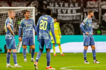 Hevig gerouleerd Ajax uit Europa geknikkerd door veel sterker Eintracht Frankfurt