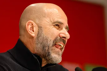 NAC Breda verrast PSV en speelt gelijk in Eindhoven; NEC blijft Ajax in de nek hijgen