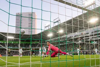 PSV en Feyenoord boeken zeges in lastige uitduels; FC Twente verspeelt twee punten in blessuretijd