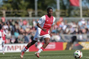 'Ajax houdt toptalent Simeon binnenboord, buitenspeler gaat tekenen tot medio 2029'