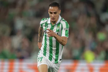 Naar verluidt: 'Real Betis dicht bij definitieve overname Antony; Man United doet flink water bij de wijn'