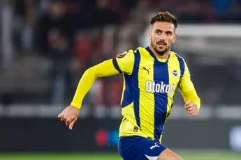 Verweij sluit terugkeer Tadic niet uit: 'Ajax zal hem uiteindelijk wel binnenboord willen halen als dat lukt'