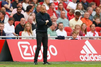 Heitinga tevreden na eerste oefenwedstrijd: ‘Ik wilde energie en gif in het drukzetten zien’