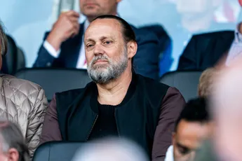 Borst noemt trainerskeuze 'fantasieloos': 'Heb de indruk dat ze het bij Ajax niet zo goed weten'