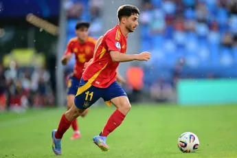 'Ten Hag en Farioli probeerden tevergeefs nog om Moro-deal te kapen'