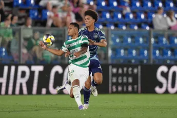 Ajax zet grote score neer tegen Celtic dankzij wereldgoal Bouwman en invaller Bounida