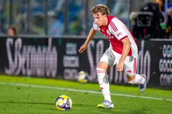 Geruchtenmolen: 'Godts lijkt bij Ajax te blijven ondanks interesse van Napoli'