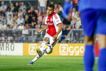 Ajax O19 trekt aan kortste eind tijdens evenwichtige topper tegen PSV O19