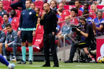 Heitinga geeft update over inzetbaarheid Gloukh: 'Mag nog niet meetrainen'