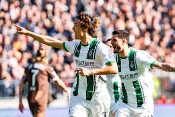 Itakura oogst lof met persoonlijkheid: 'Gaf daar gelijk een show weg... Niet normaal'